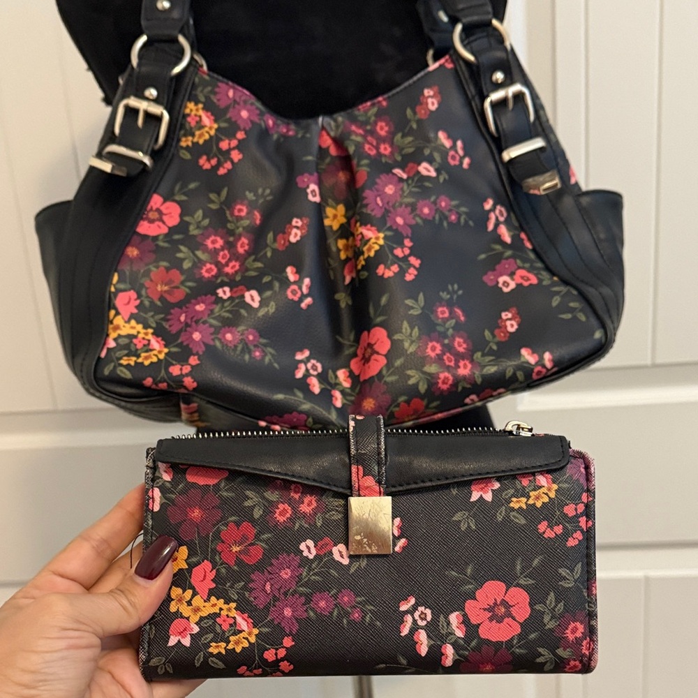 Apt. 9 Black and Pink Floral Shoulder Bag and Wallet - Picture 2 of 16